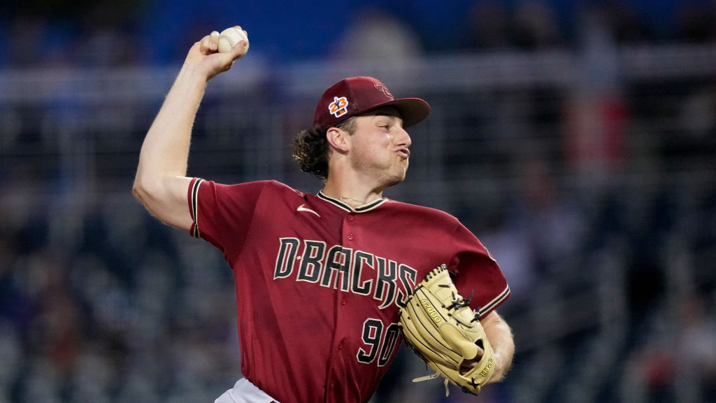 MLB Playoffs Game 1 Betting Pick: Arizona Diamondbacks At Milwaukee ...